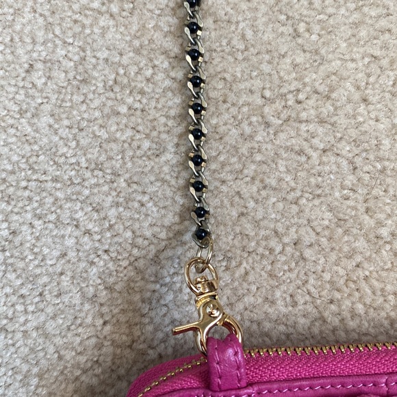 Cross body and shoulder bag/wallet or can be used as a clutch. Wear this 3 ways - Picture 2 of 7